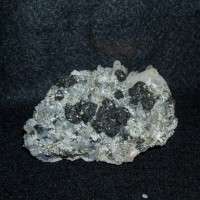 QUARZO CON BLENDA E PIRITE