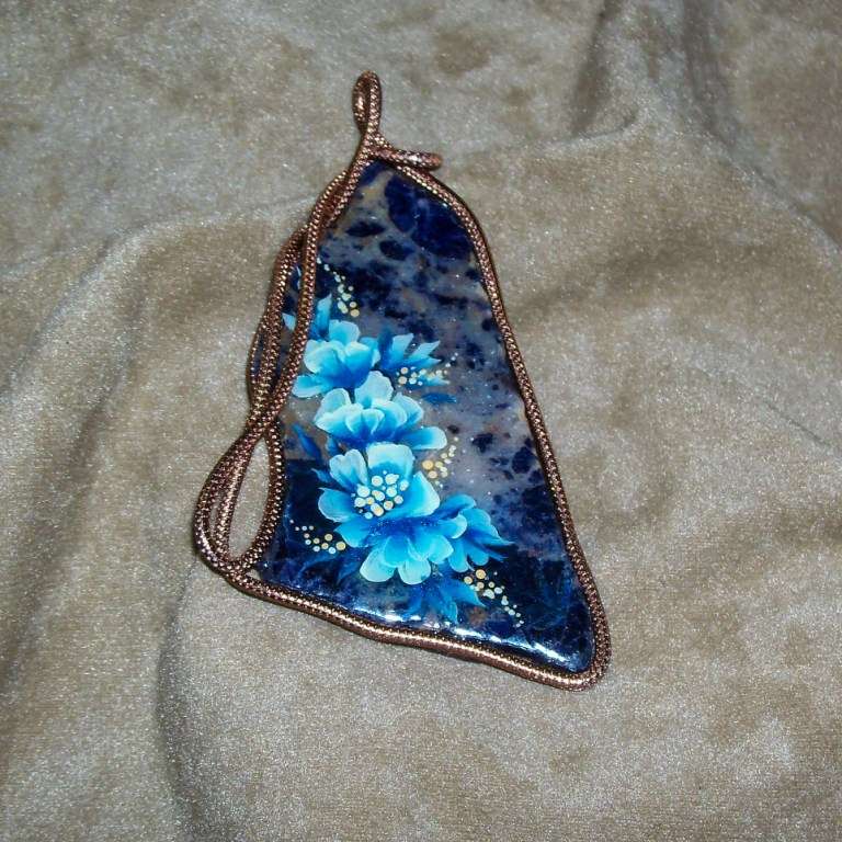 CIONDOLO IN SODALITE