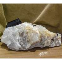 TORMALINE NERE SU QUARZO