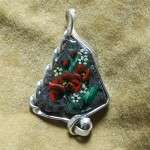 CIONDOLO IN PIETRA LAVICA