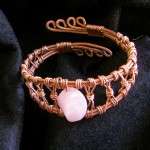 BRACCIALE con QUARZO ROSA