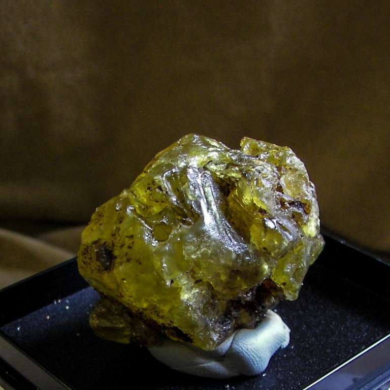 CRISTALLO DI ZOLFO BITUMINOSO