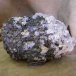 QUARZO CON LIMONITE E MALACHITE