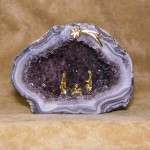 PRESEPE SU GEODE DI QUARZO