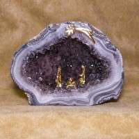 PRESEPE SU GEODE DI AMETISTA