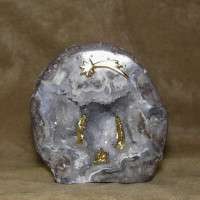 PRESEPE SU GEODE DI QUARZO