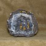 PRESEPE SU GEODE DI QUARZO