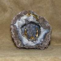 PRESEPE SU GEODE DI QUARZO