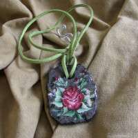 ciondolo in pietra lavica