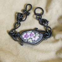 BRACCIALE IN PIETRA LAVICA