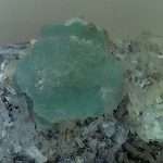 Fluorite verde su quarzo