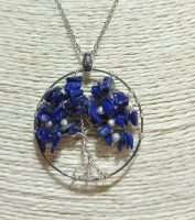 Ciondolo in perle e lapislazzuli