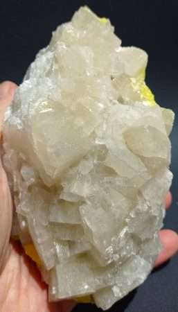 ARAGONITE BIANCA con ZOLFO
