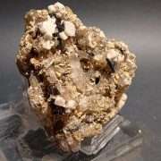 ORTOCLASIO CON AEGIRINA E QUARZO