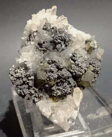 QUARZO con PIRITE e BLENDA