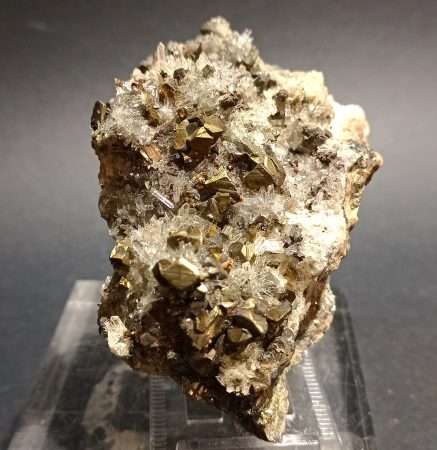 QUARZO IALINO con CALCOPIRITE