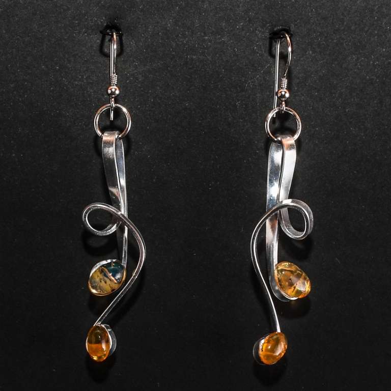 Orecchini con opale di fuoco