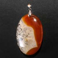 Ciondolo con corniola e quarzo