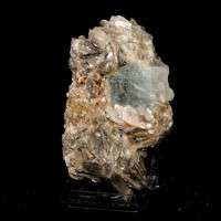 Acquamarina con muscovite