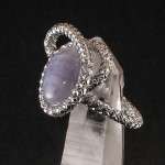 Anello con calcedonio azzurro