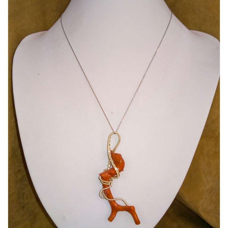 Collana con Corallo cerasuolo