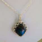 Ciondolo con corniola e quarzo