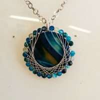 CIONDOLO CON AGATA BLU