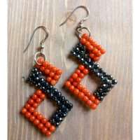 ORECCHINI   IN EMATITE E CORALLO ROSSO