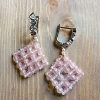 ORECCHINI CON QUARZO ROSA