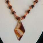 COLLANA CON CORNIOLA