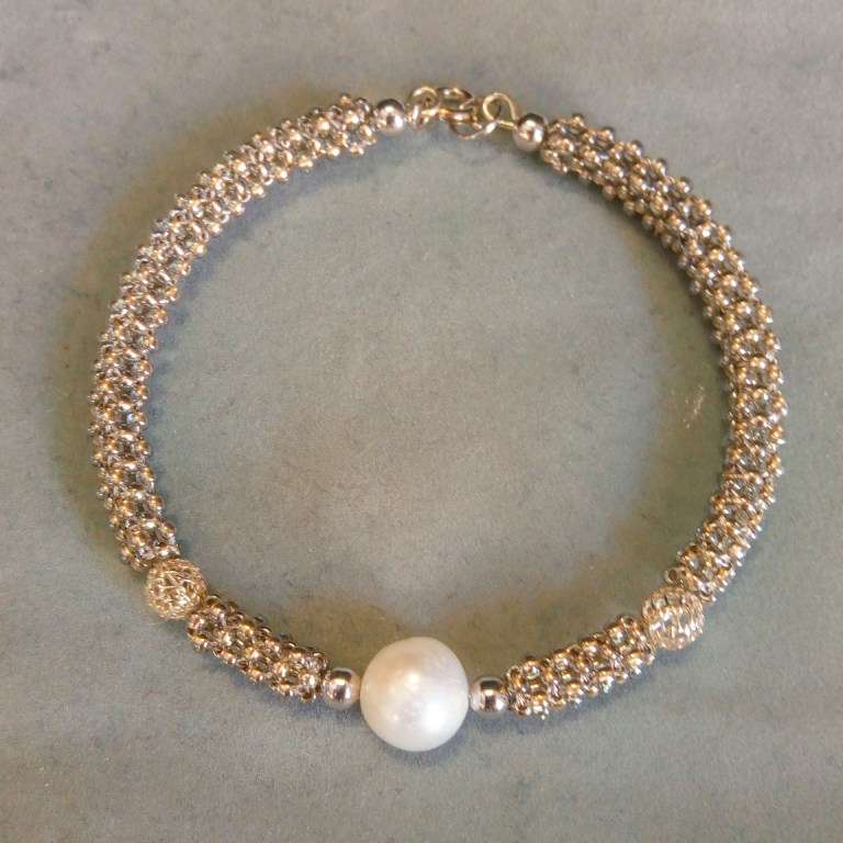 BRACCIALE CON PERLA