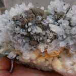 Quarzo con blenda, pirite e galena