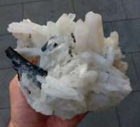 QUARZO CON HUBNERITE