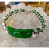Bracciale con giada e perle