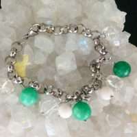 Bracciale con giada e quarzo