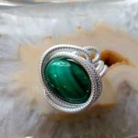 ANELLO CON MALACHITE