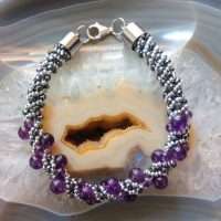 BRACCIALE CON AMETISTA